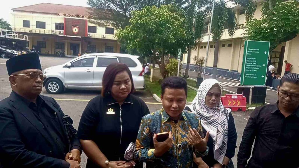 Datangi Polres Mojokerto, Tim Hukum Amir Soroti Proses Penegakan Hukum
