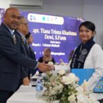 Farmasi UHT Kukuhkan 29 Apoteker Baru, Siap Berkarya untuk Indonesia