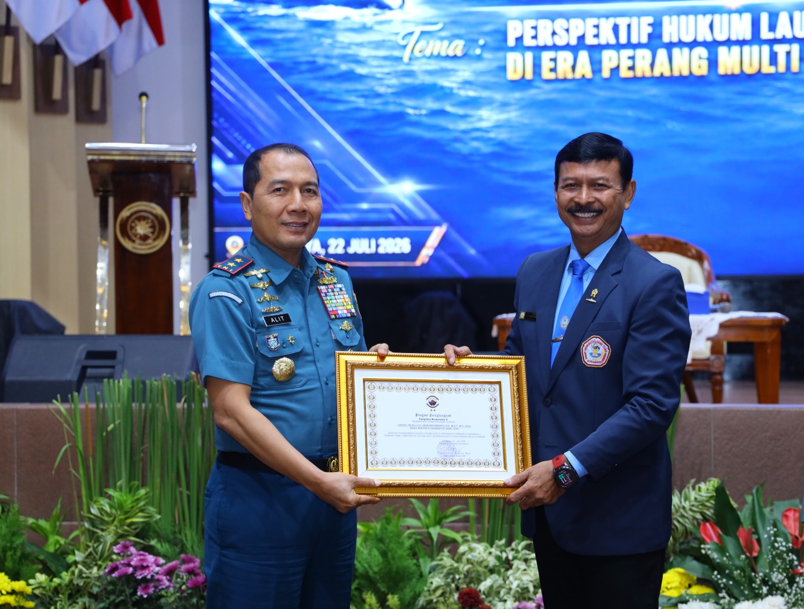 Forum Perwira Koarmada II Hadirkan Wakil Rektor II UHT, Bahas Perspektif Hukum Laut di Era Modern